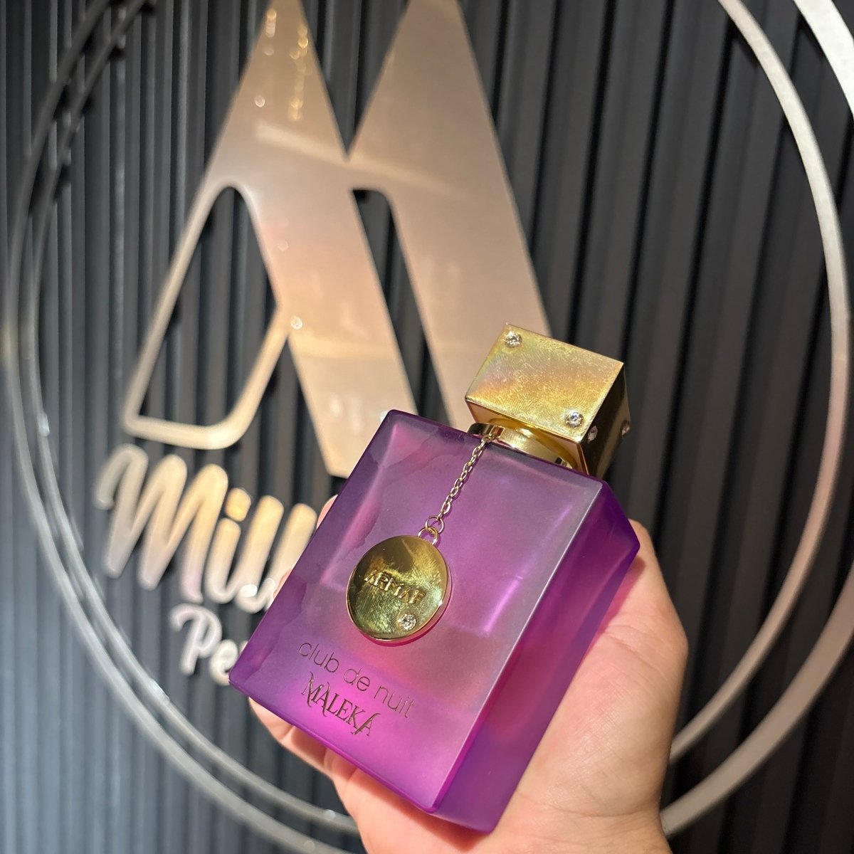 PERFUME ARMAF CLUB DE NUIT MALEKA - Perfumería Millennio