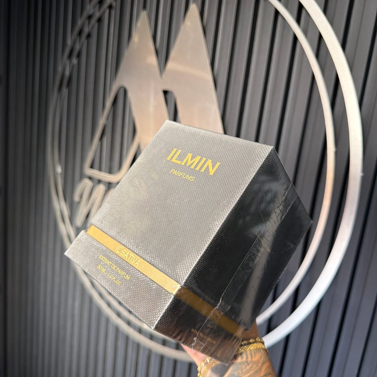PERFUME ILMIN IL SATIVA - Perfumería Millennio