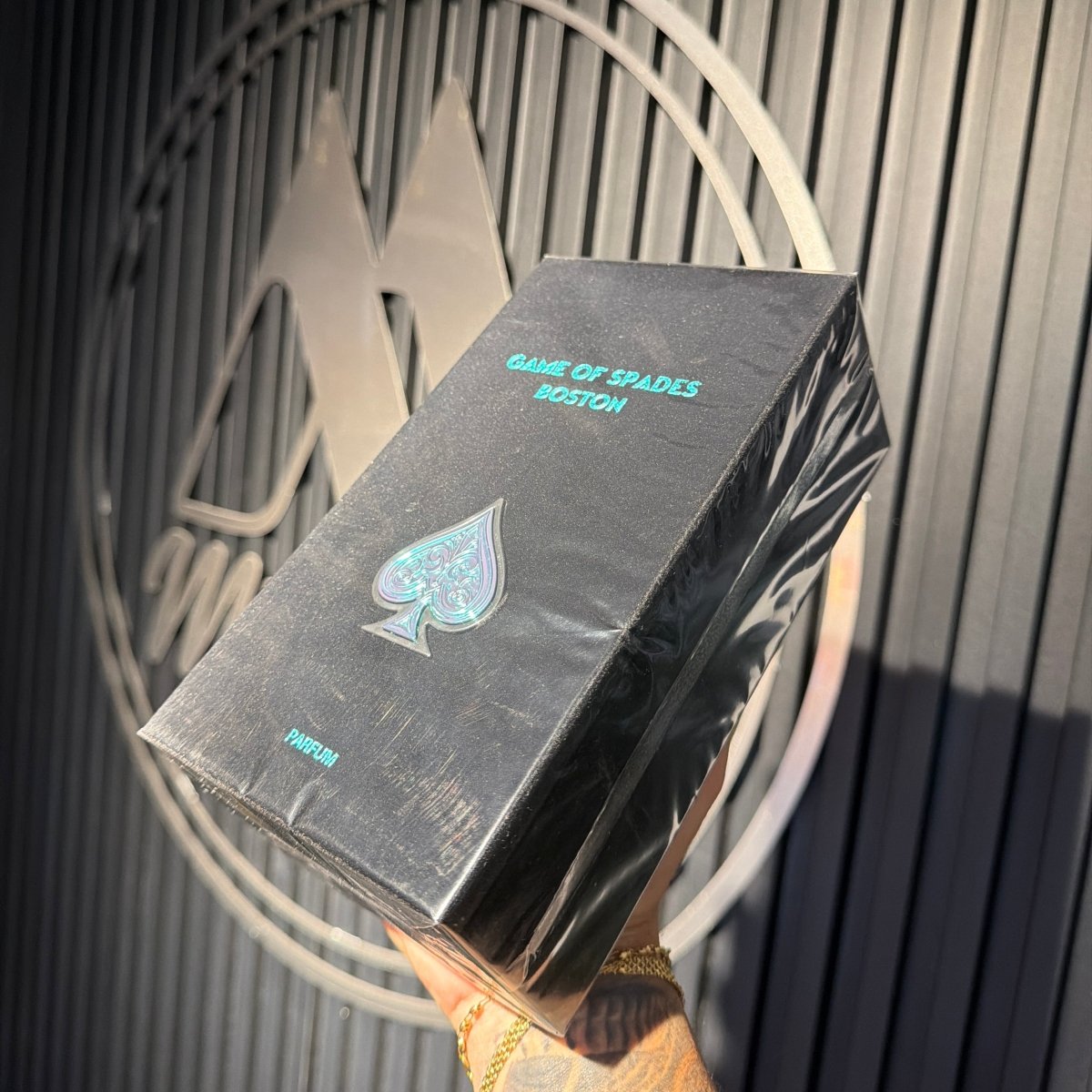 PERFUME JO MILANO GAME OF SPADES BOSTON - Perfumería Millennio