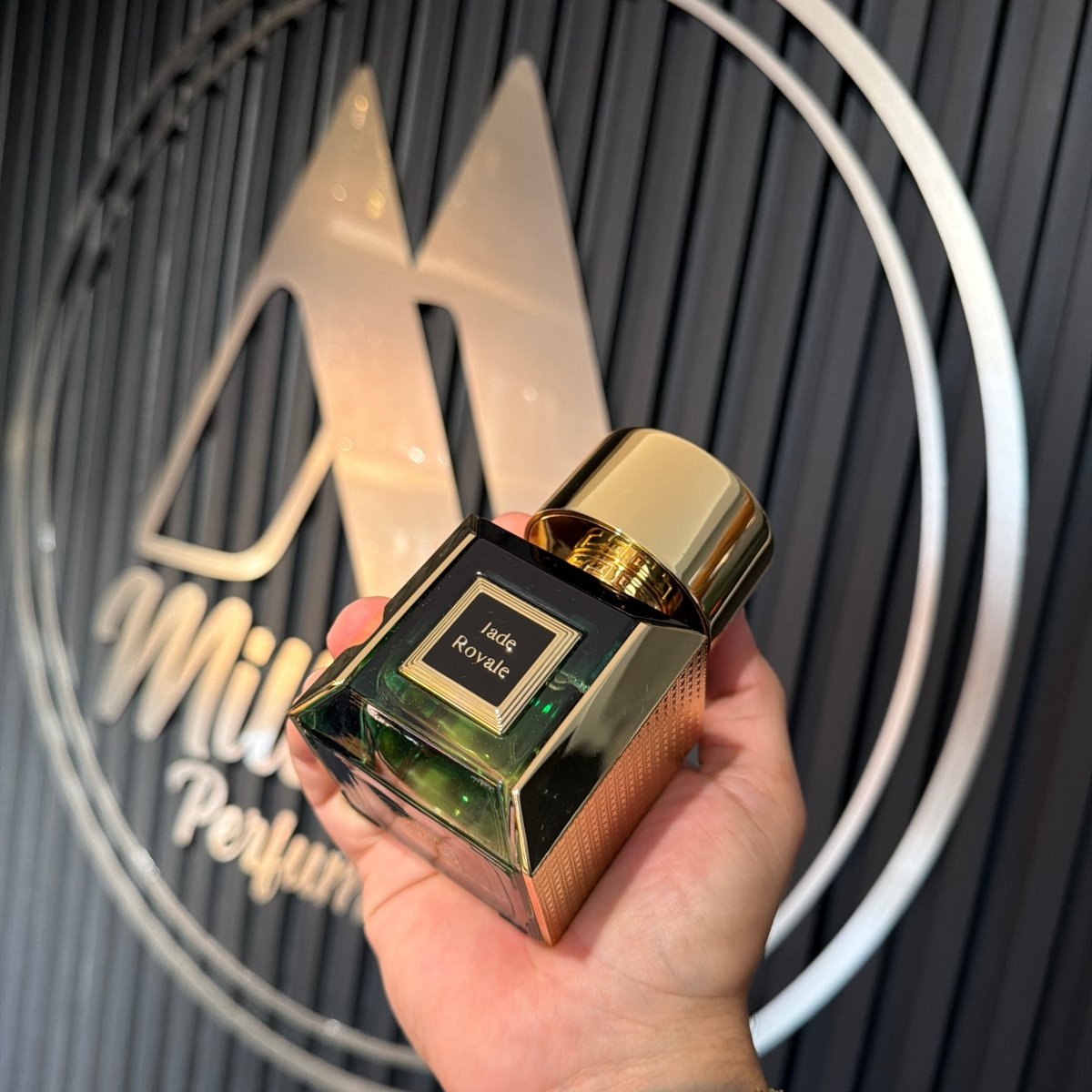 PERFUME KORBAJ JADE ROYALE - Perfumería Millennio