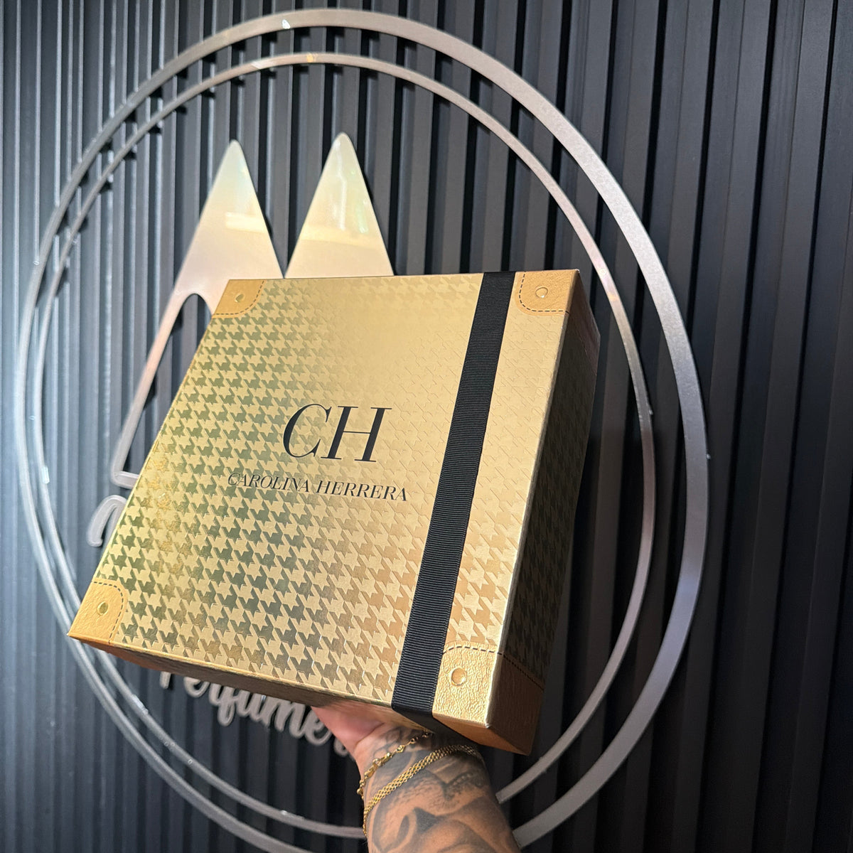ESTUCHE CAROLINA HERRERA CH MEN