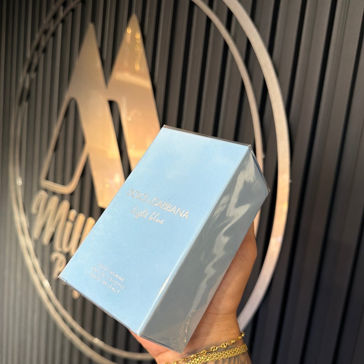 PERFUME DOLCE & GABBANA LIGHT BLUE POUR HOMME - Perfumería Millennio