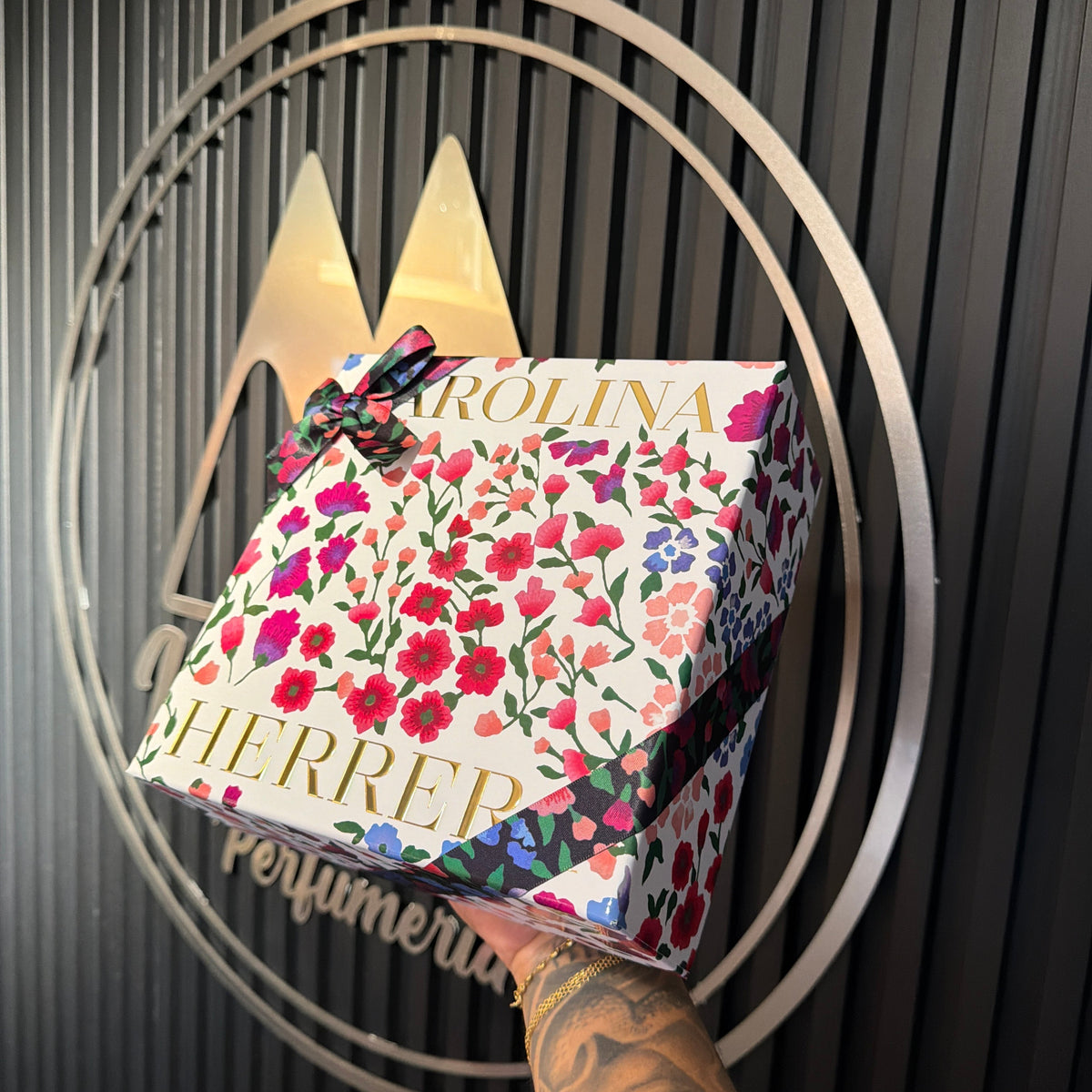 ESTUCHE CAROLINA HERRERA CH