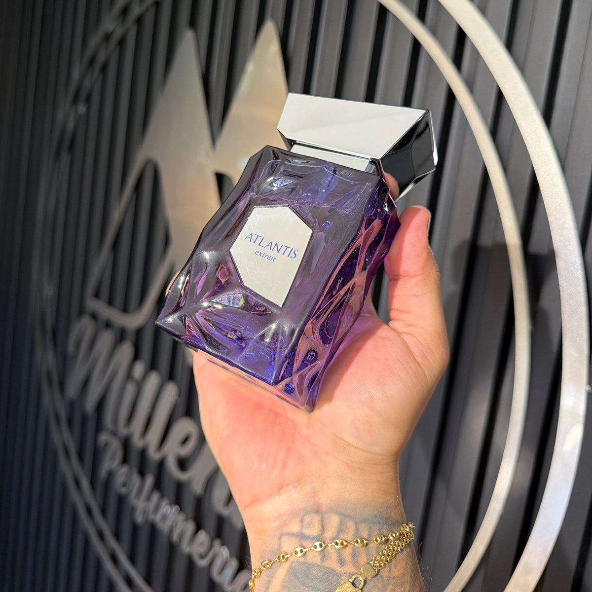 PERFUME FRAGANCE WORLD ATLANTIS