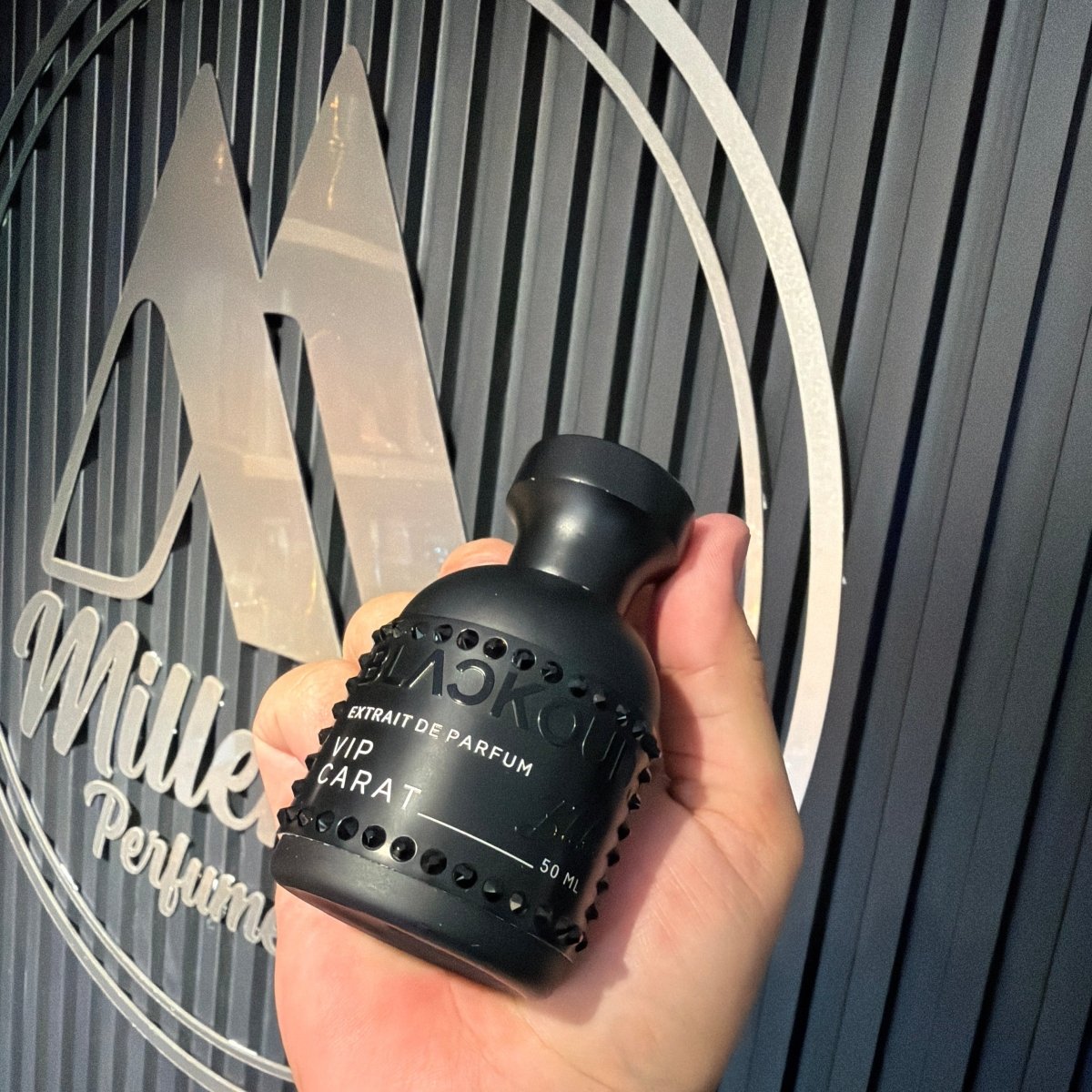 PERFUME BLACKOUD VIP CARAT - Perfumería Millennio