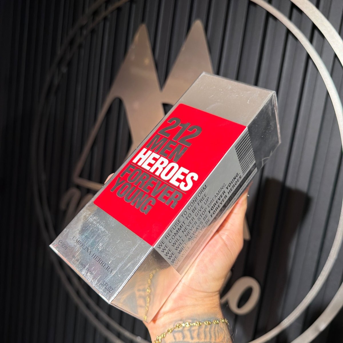 PERFUME CAROLINA HERRERA 212 HEROES MEN - Perfumería Millennio