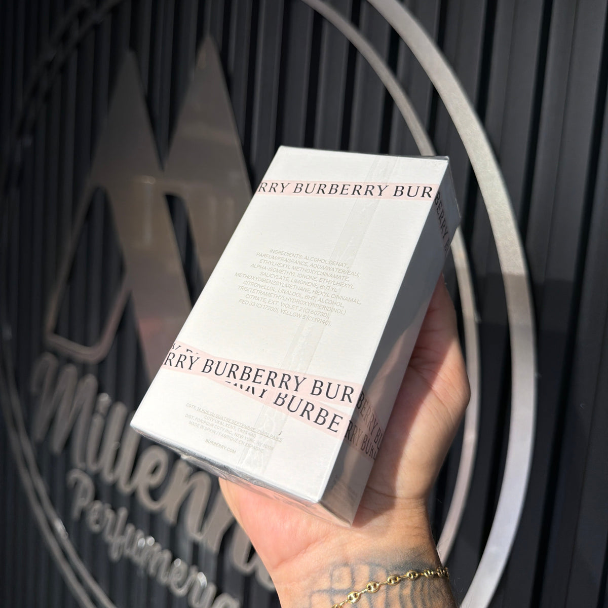 Burberry Her EDP – Frasco 100ml con frambuesa, violeta, jazmín y ámbar