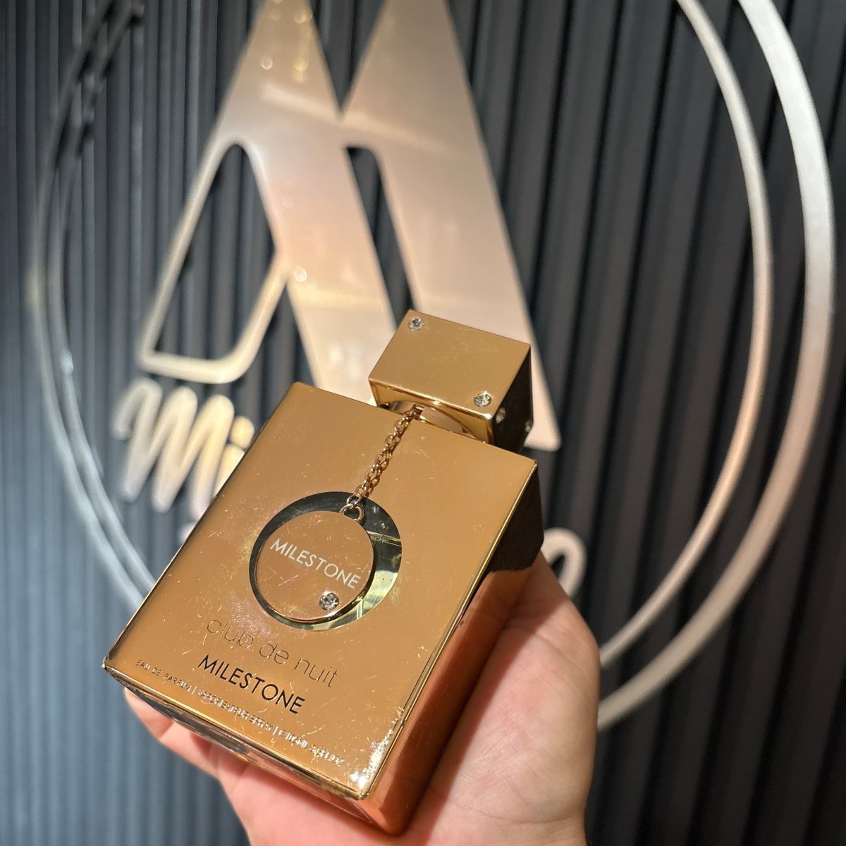 PERFUME ARMAF CLUB DE NUIT MILESTONE - Perfumería Millennio