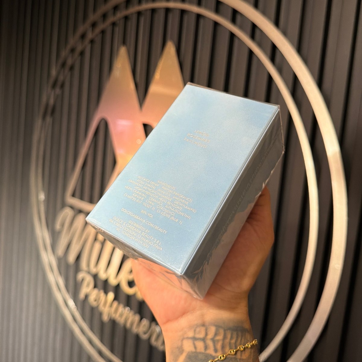 PERFUME DOLCE & GABBANA LIGHT BLUE POUR HOMME - Perfumería Millennio