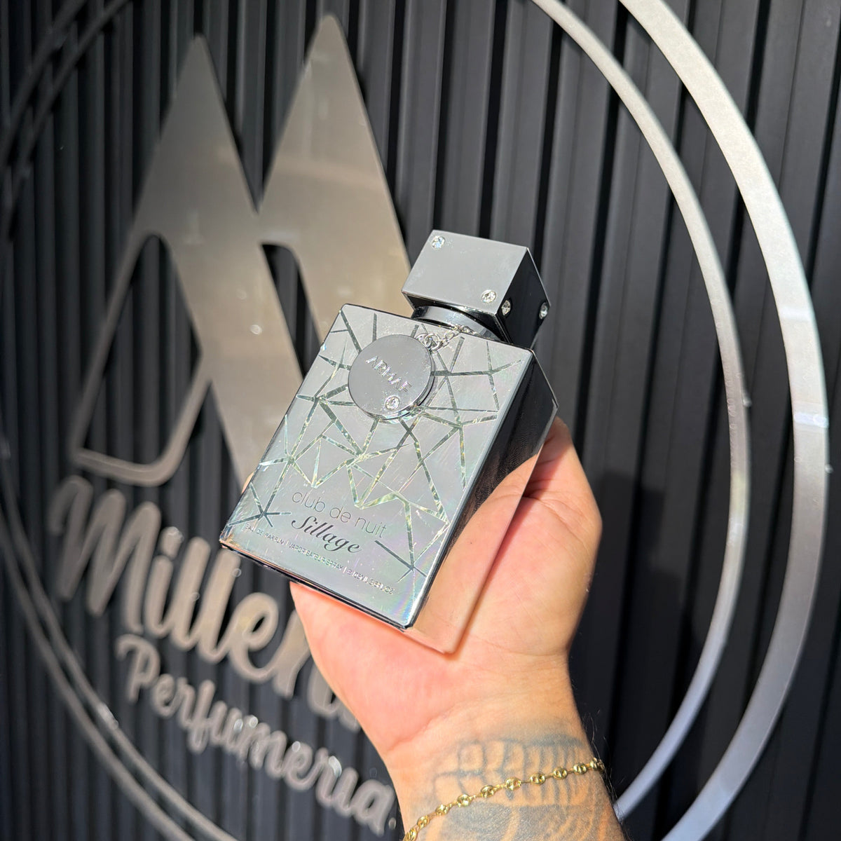 PERFUME ARMAF CLUB DE NUIT SILLAGE
