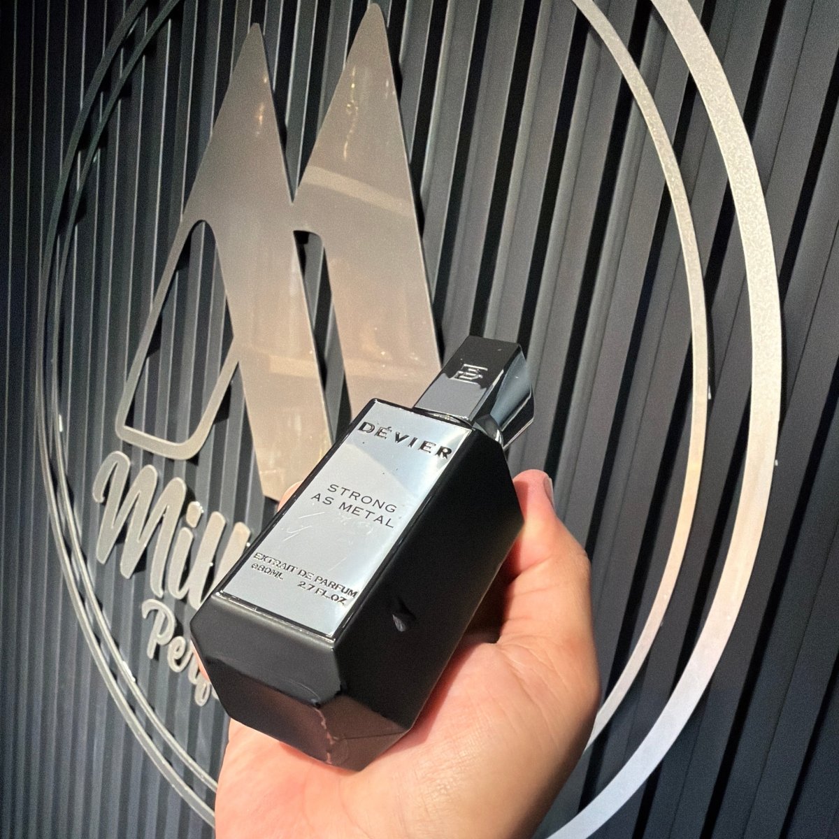 PERFUME DEVIER STRONG AS METAL - Perfumería Millennio