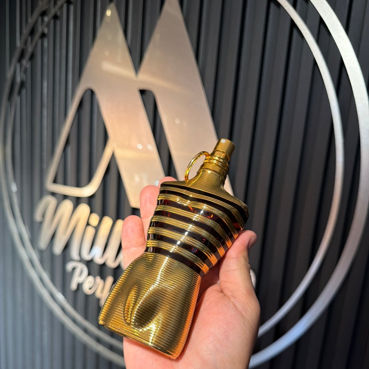PERFUME JEAN PAUL GAULTIER LE MALE ELIXIR - Perfumería Millennio