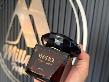 PERFUME VERSACE CRYSTAL NOIR PARFUM - Perfumería Millennio