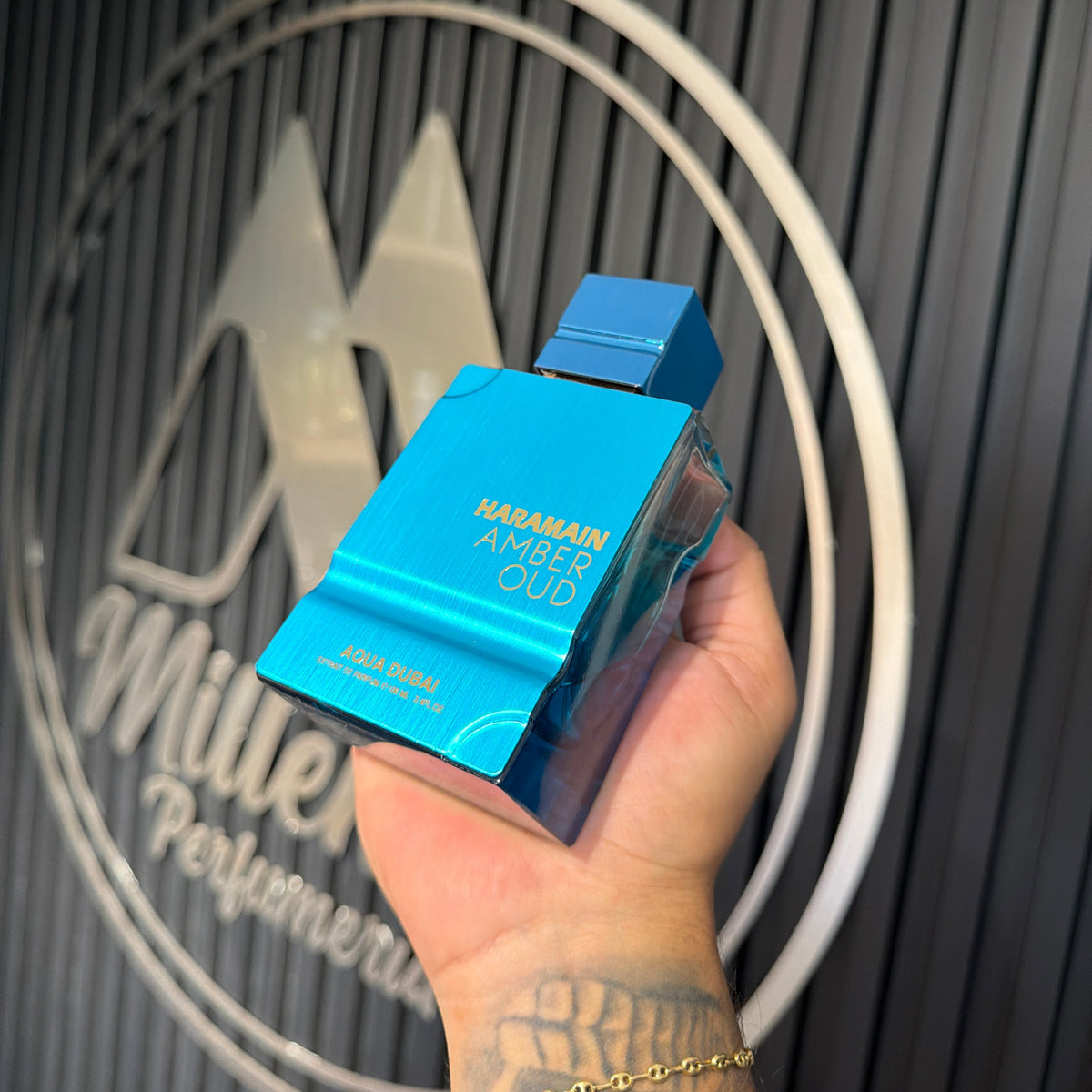 PERFUME AL HARAMAIN AMBER OUD AQUA DUBAI