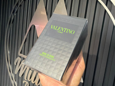 PERFUME VALENTINO UOMO BORN IN ROMA GREEN STRAVAGANZA - Perfumería Millennio