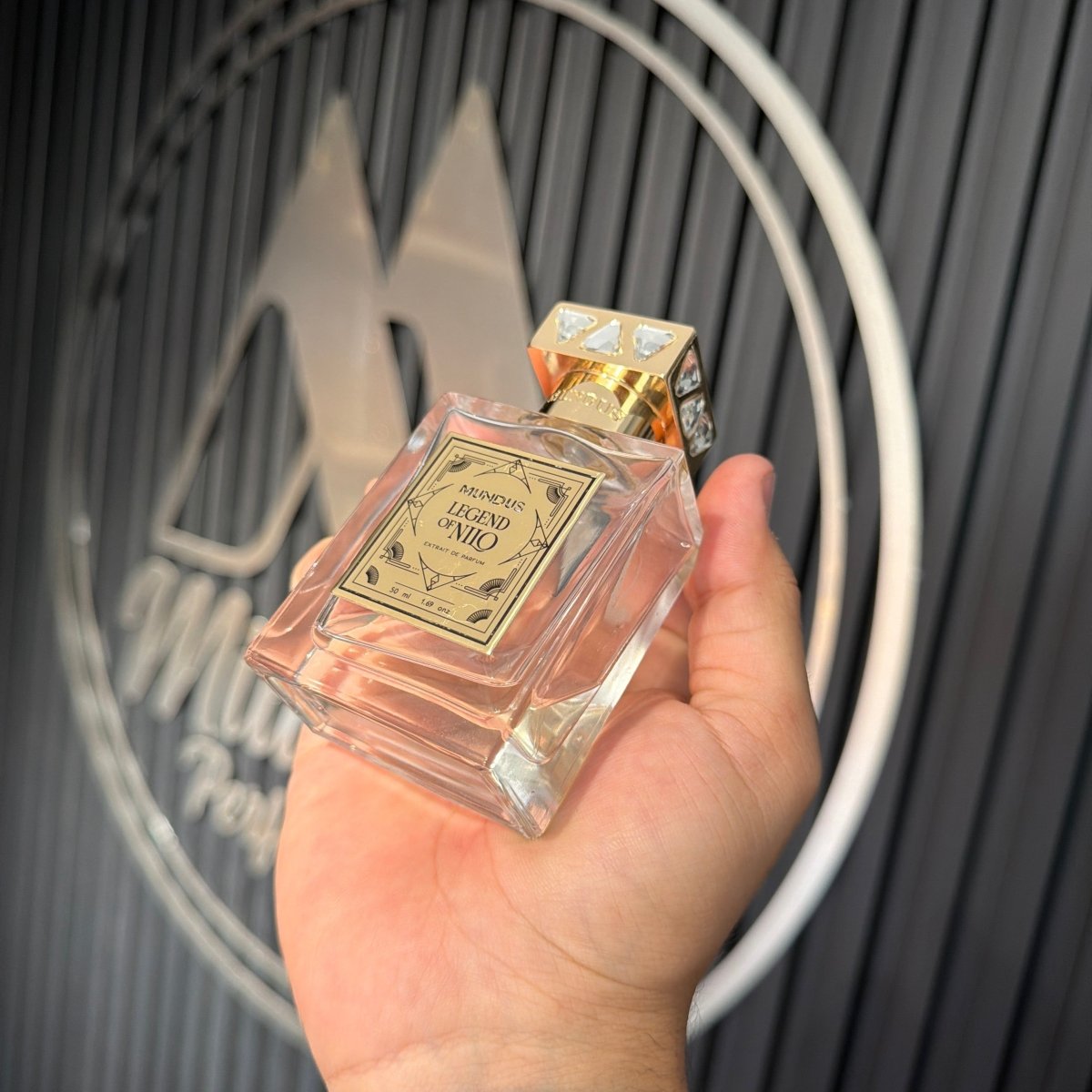 PERFUME MUNDUS LEGEND OF NILO - Perfumería Millennio