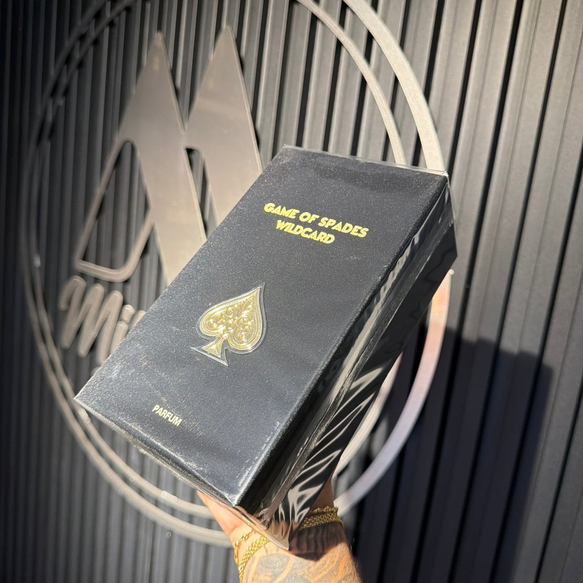 PERFUME JO MILANO GAME OF SPADES WILDCARD - Perfumería Millennio