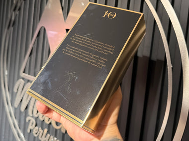 Good Girl Jasmine Absolu Carolina Herrera EDP 80ml – Frasco vista lateral
