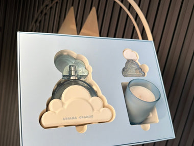 ESTUCHE ARIANA GRANDE CLOUD NAVIDAD - Perfumería Millennio