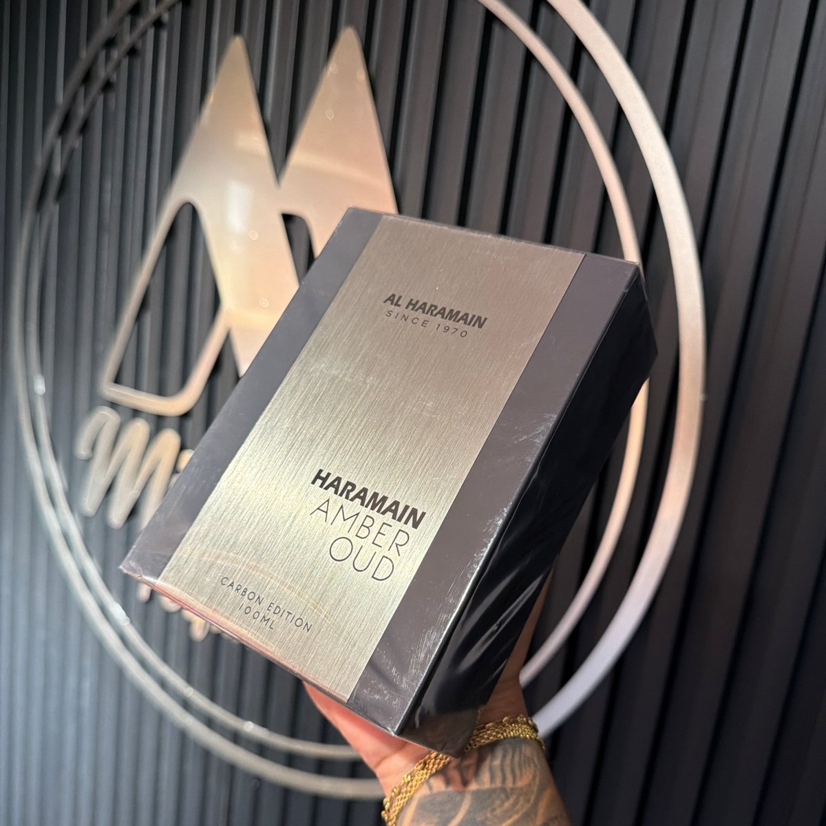 PERFUME AL HARAMAIN AMBER OUD CARBON EDITION - Perfumería Millennio