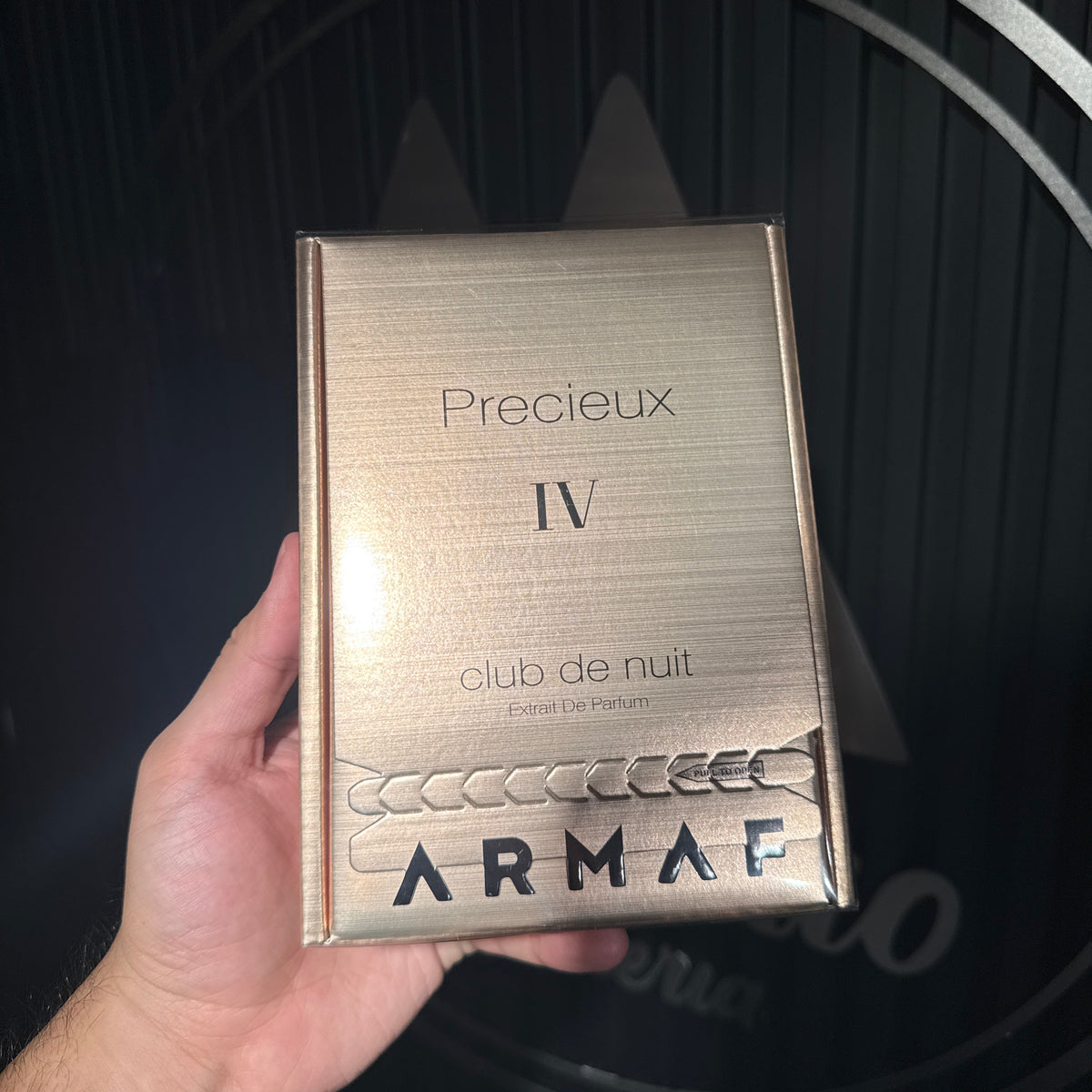 ARMAF Club de Nuit Precieux IV – Vista lateral frasco Extrait de Parfum 55ml