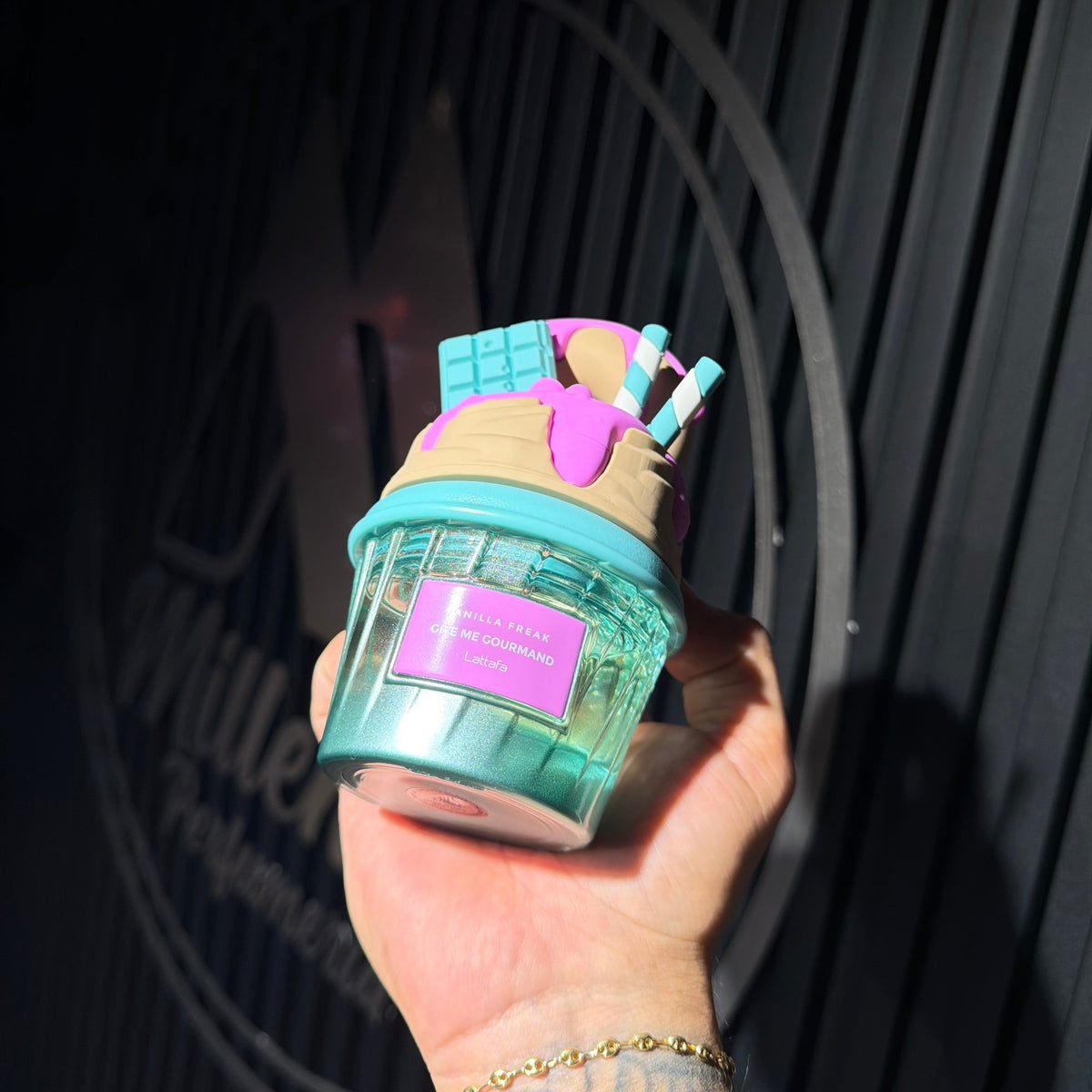 PERFUME LATTAFA VANILLA FREAK GIVE ME GOURMAND - Perfumería Millennio