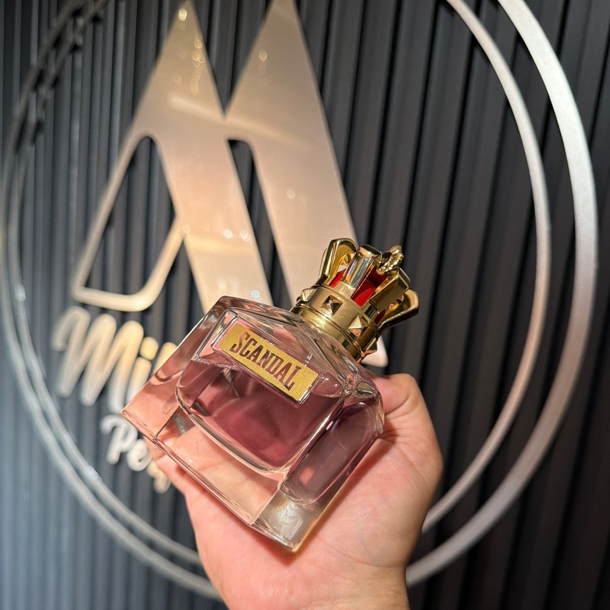 PERFUME JEAN PAUL GAULTIER SCANDAL POUR HOMME - Perfumería Millennio