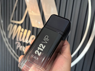 PERFUME CAROLINA HERRERA 212 VIP BLACK - Perfumería Millennio
