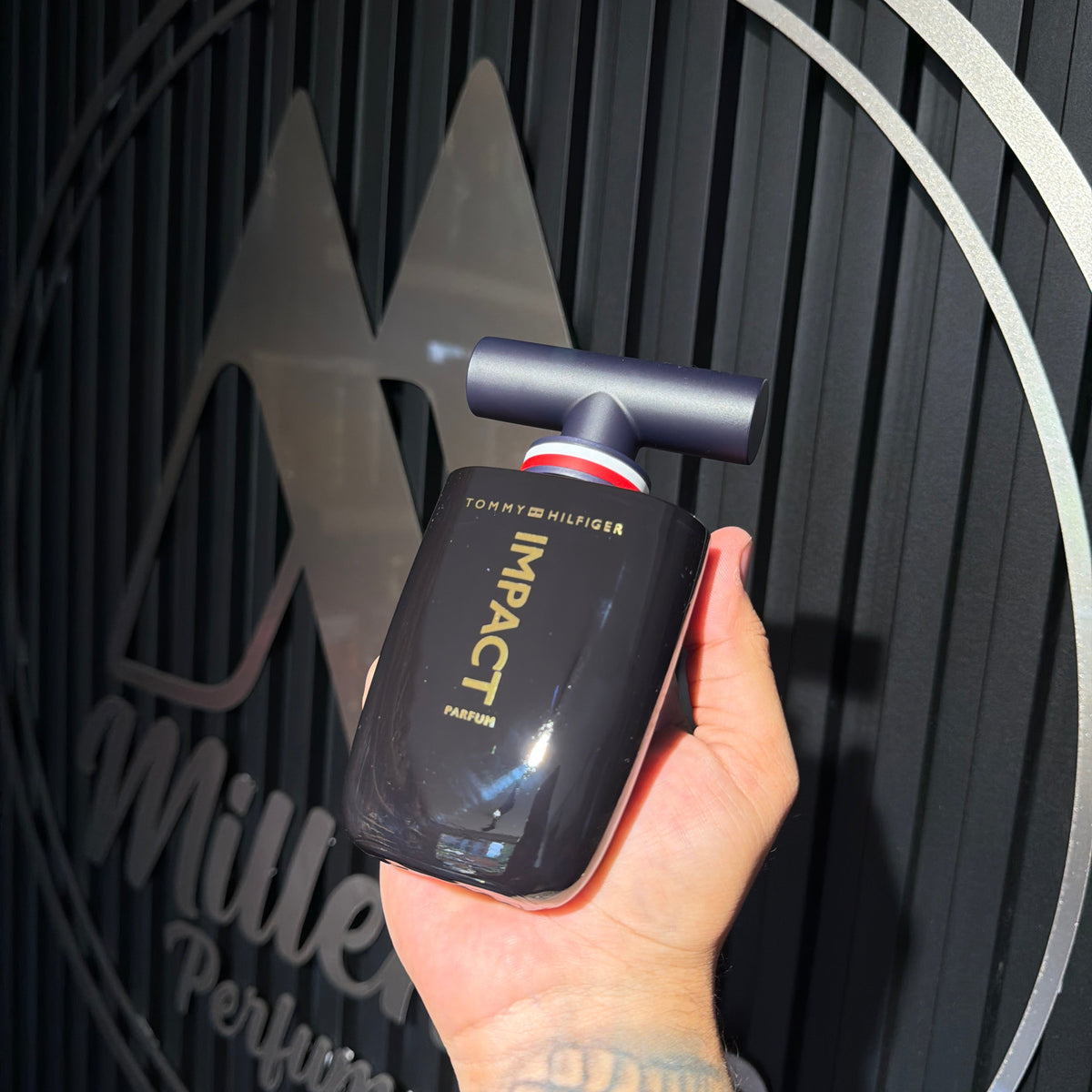 Tommy Hilfiger Impact Parfum frasco perfume masculino | Perfumería Millennio Colombia