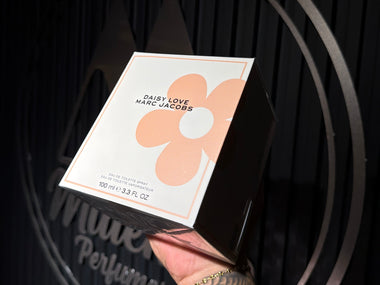 PERFUME MARC JACOBS DAISY LOVE