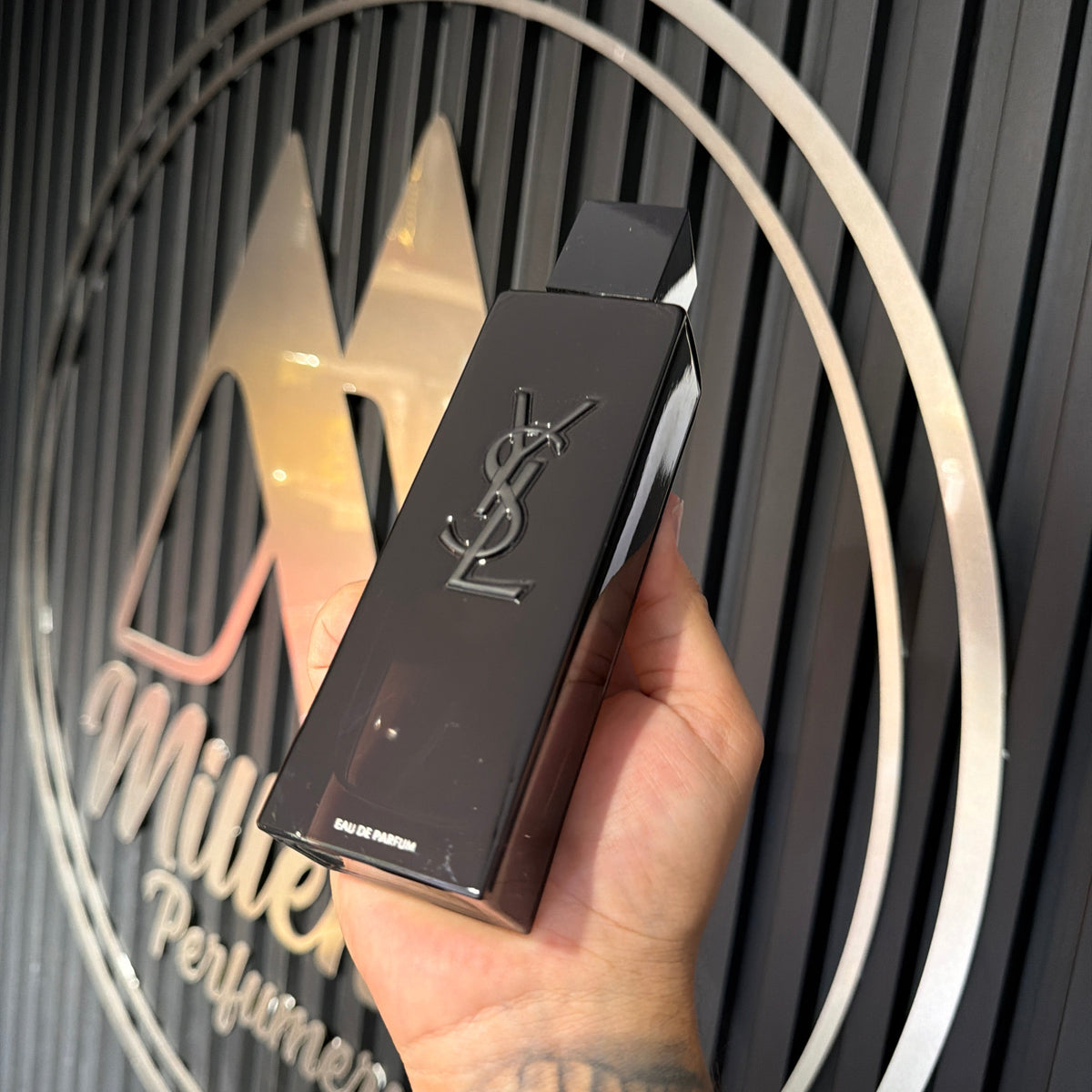 PERFUME YVES SAINT LAURENT MYSLF - Perfumería Millennio