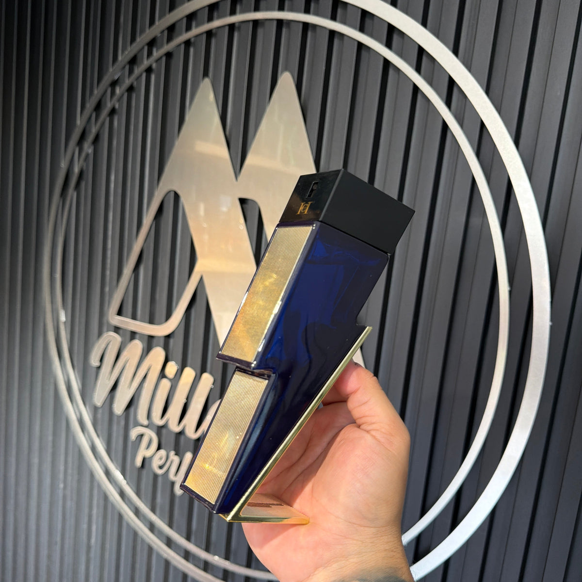 PERFUME CAROLINA HERRERA BAD BOY COBALT ABSOLUTE
