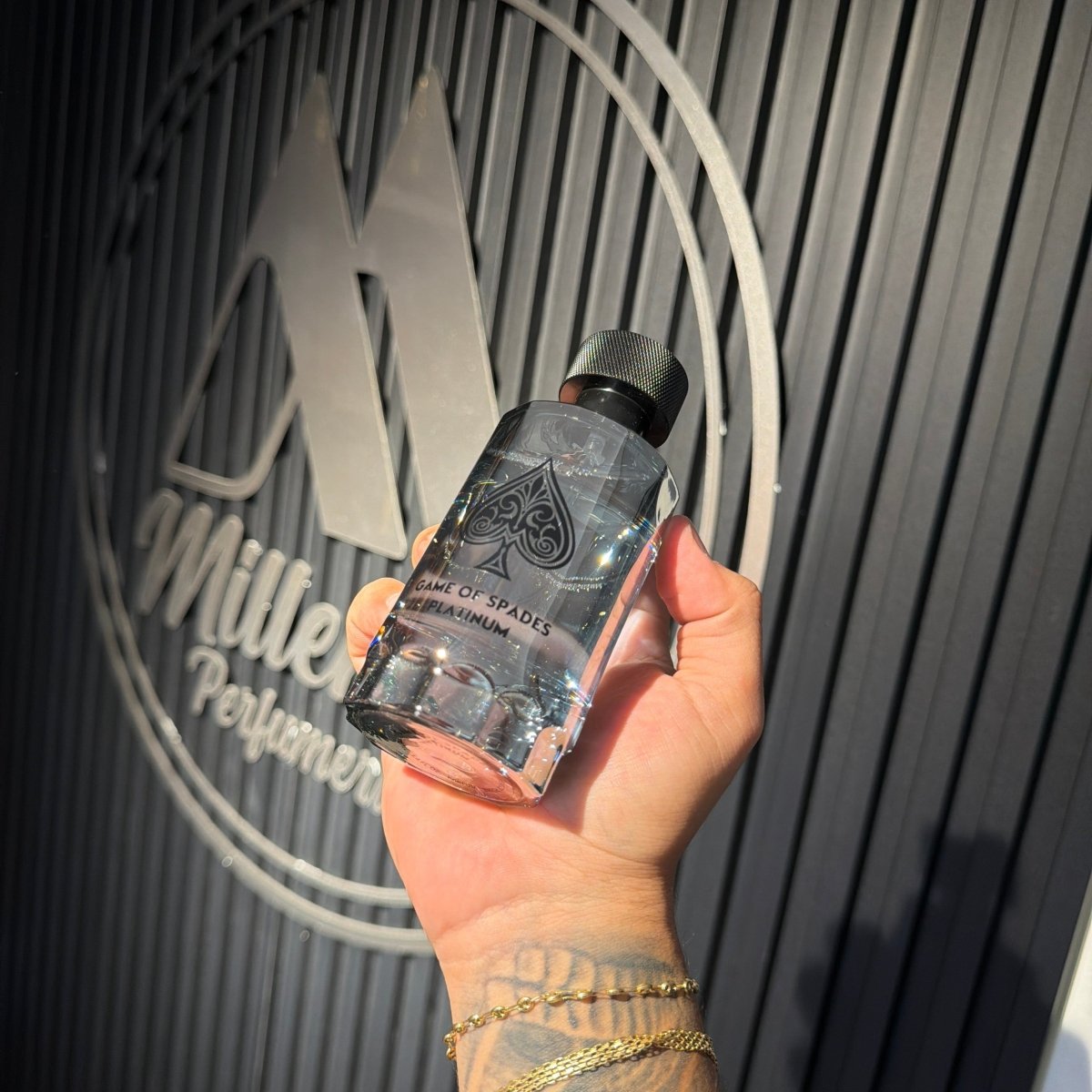PERFUME JO MILANO GAME OF SPADES PLATINUM - Perfumería Millennio