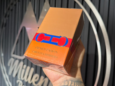 Carolina Herrera CH Men Pasión perfume hombre detalle