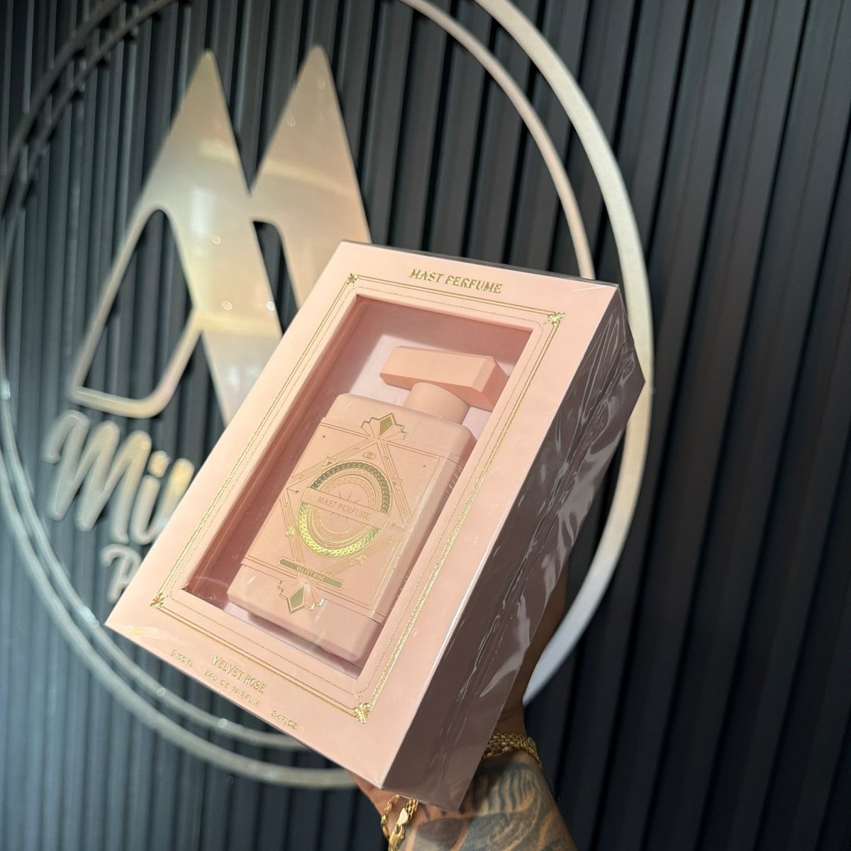 PERFUME BHARARA MAST PERFUME VELVET ROSE - Perfumería Millennio